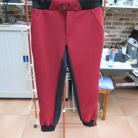 Trainingsbroek rood zwarte print Champion mt XL, Kleding | Dames, Sportkleding, Maat 46/48 (XL) of groter, Nieuw, Ophalen of Verzenden