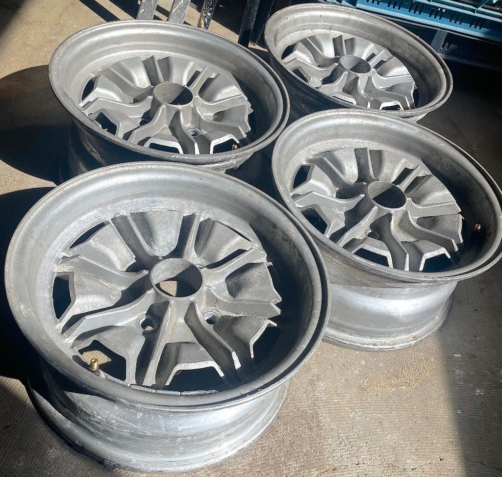 Ford Escort Capri RS Alfa Romeo Spider mag velgen 4x108, Gebruikt, Ophalen of Verzenden, Personenwagen, Velg(en)