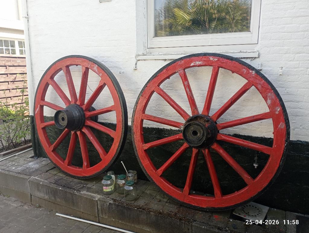 twee echte karrewielen , doormeter 140cm, Tuin en Terras, Ophalen, Gebruikt
