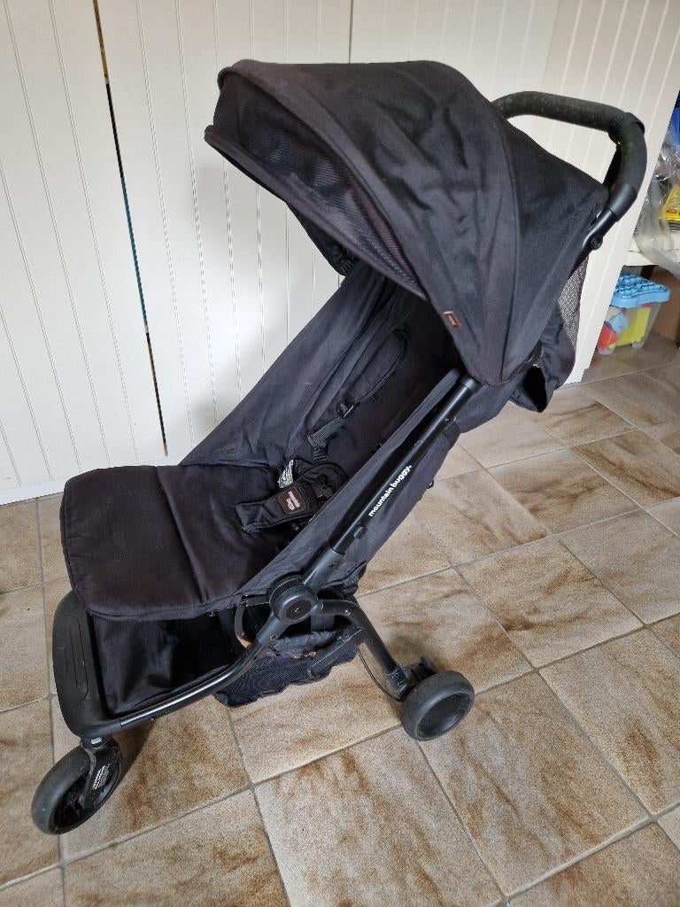 Topkeuze: Mountain buggy (lichtgewicht en stevig!), Enfants & Bébés, Buggys, Utilisé, Autres marques, Protection de pluie, Enlèvement