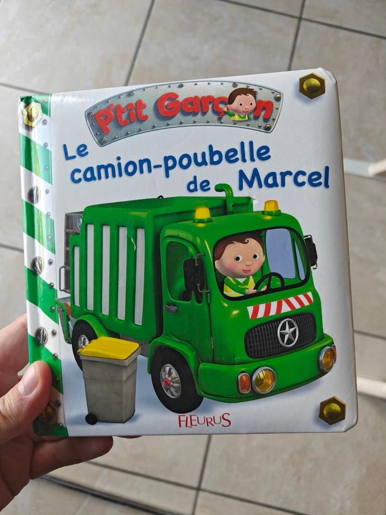 Livre P'tit garçon Le camion poubelle de Marcel, Livres, Enlèvement ou Envoi