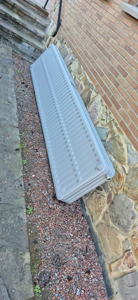 URGENT 20€ Grand radiateur 260 cm – À enlever aujourd’hui, Doe-het-zelf en Bouw, Sanitair, Ophalen