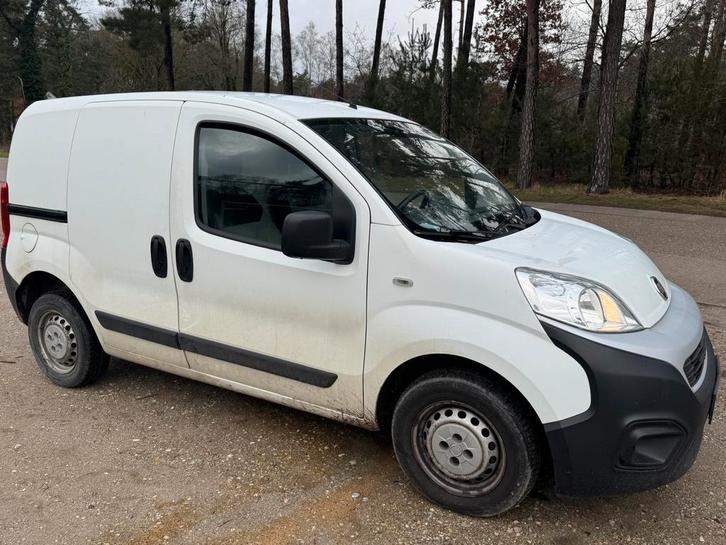 Fiat Fiorino Euro 6b Climatisation Navi Spot Price, Autos, Camionnettes & Utilitaires, Entreprise, Achat, Radio, Fiat, Diesel