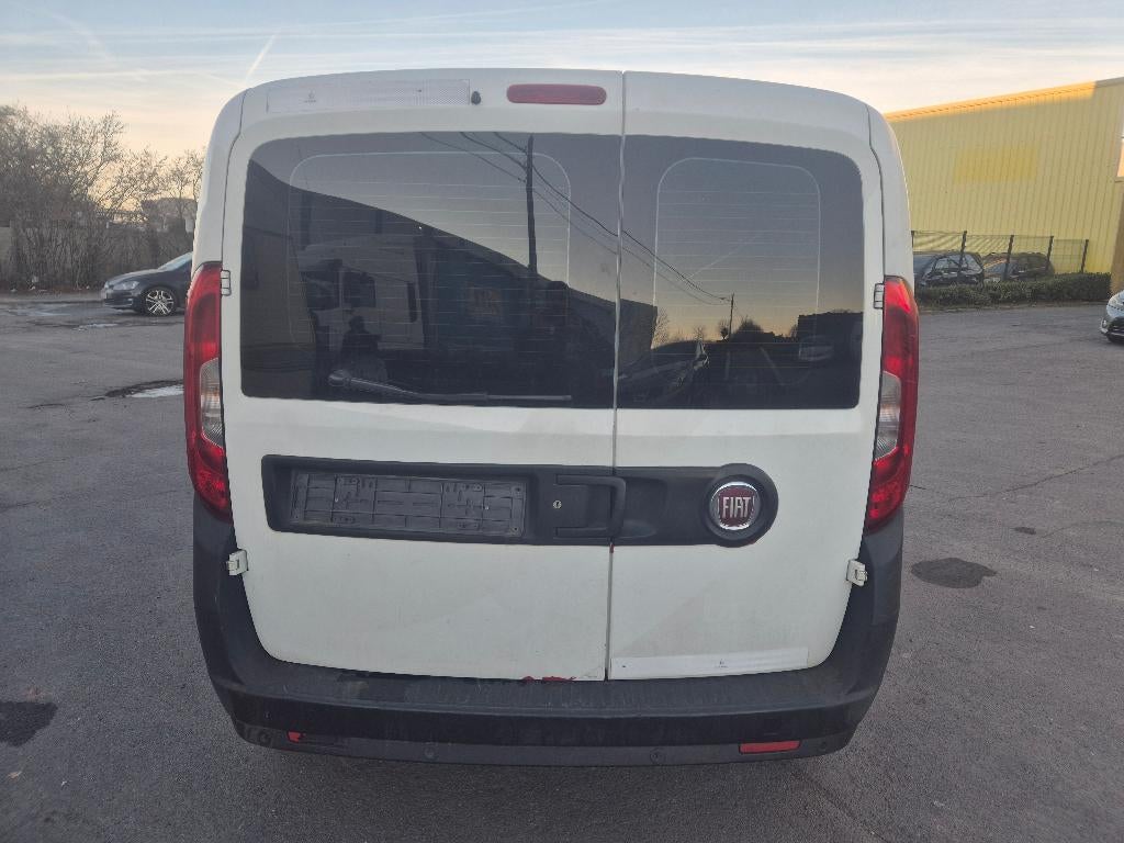 Fiat Doblo 1.3 Diesel Problème Moteur, Auto's, Fiat, Euro 5, Doblo, Bedrijf, Te koop