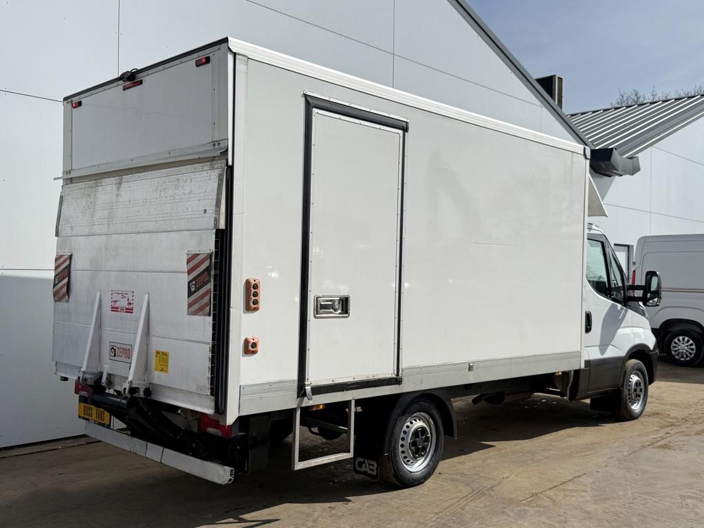 Iveco Daily 35S14 2.3 Automaat Laadklep Climate Control Stan, Auto's, Automaat, Iveco, Wit, Bedrijf