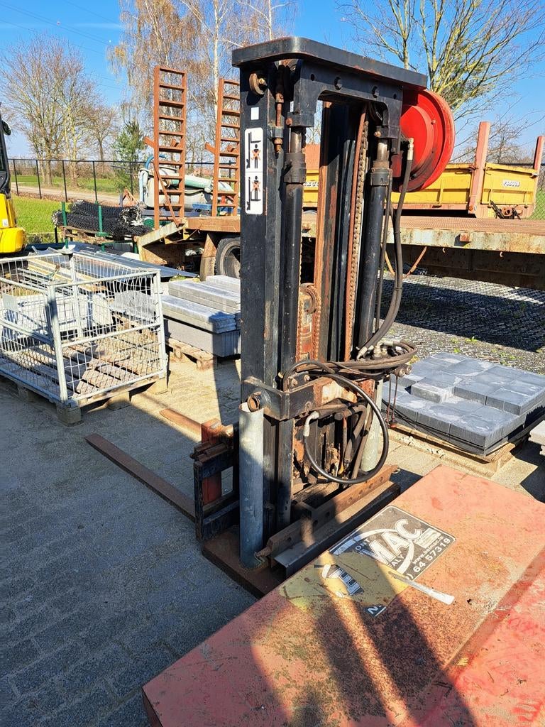 Hefmast, Enlèvement