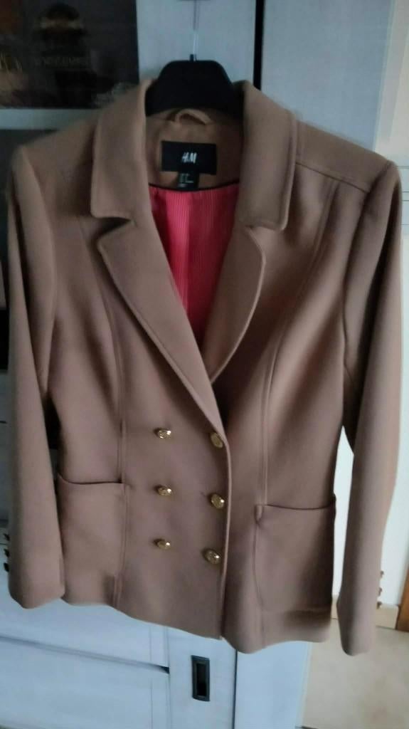 Beige Jas / Blazer H & M maat 38 - Medium, Kleding | Dames, Jassen | Zomer, Zo goed als nieuw, Maat 38/40 (M), Beige, Ophalen of Verzenden