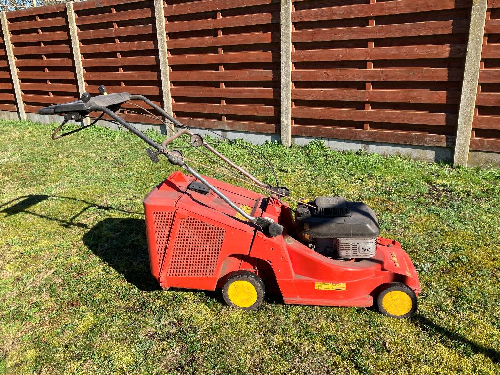 Benzine grasmaaier , start niet €50, Enlèvement