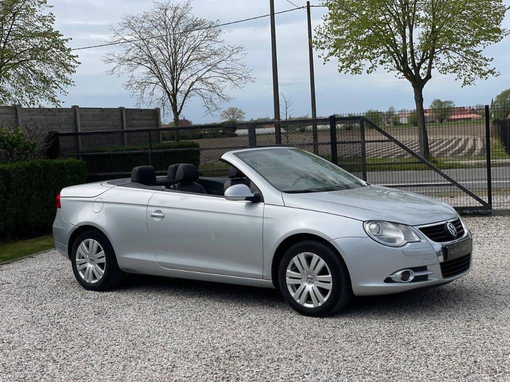 Volkswagen Eos/Cabriolet/1.6 Benzine/Clima/Garantie/***, Auto's, Volkswagen, Bluetooth, Zwart, 4 cilinders, Cabriolet