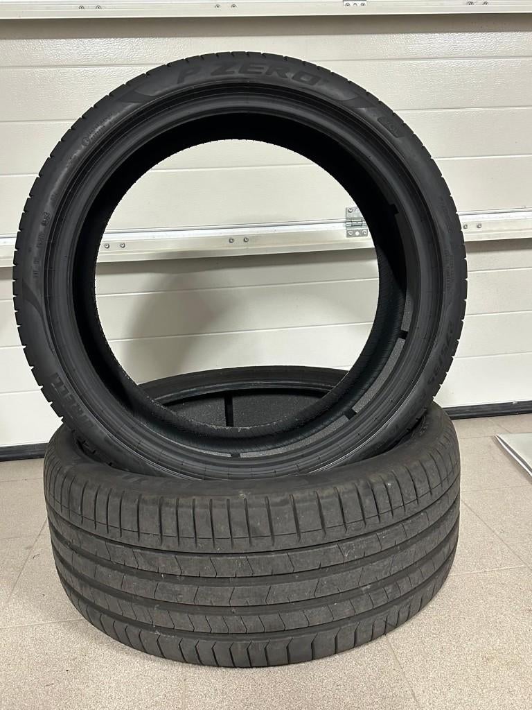 Lot de 2 Pneus Pirelli P Zero 275/35/22, Autos : Pièces & Accessoires, Pneus & Jantes, Véhicule de tourisme, Autres dimensions