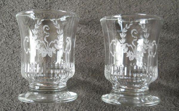 2 verres anciens gravés d'un caducée, Enlèvement, Utilisé