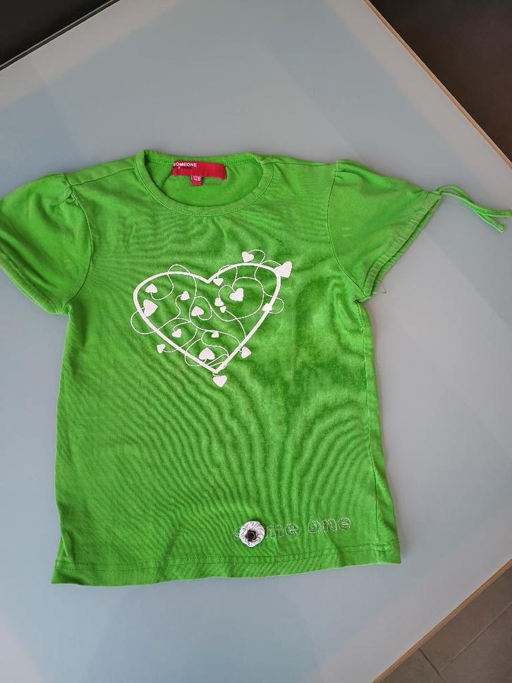T-shirt Someone maat 128, Kinderen en Baby's, Kinderkleding | Maat 128, Gebruikt, Meisje, Shirt of Longsleeve, Ophalen