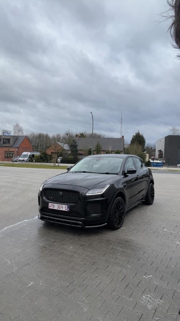 Jaguar E pace 2.0D AWD, Maxton body kit, Groot onderhoud ok, Auto's, Jaguar, Automaat, 4 zetels, Stof, Zwart