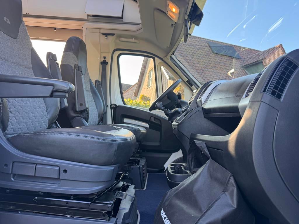 ADRIA CORAL 670 SL plus  semi integraal 2021, Integraal, Douche, Bedrijf, Adria