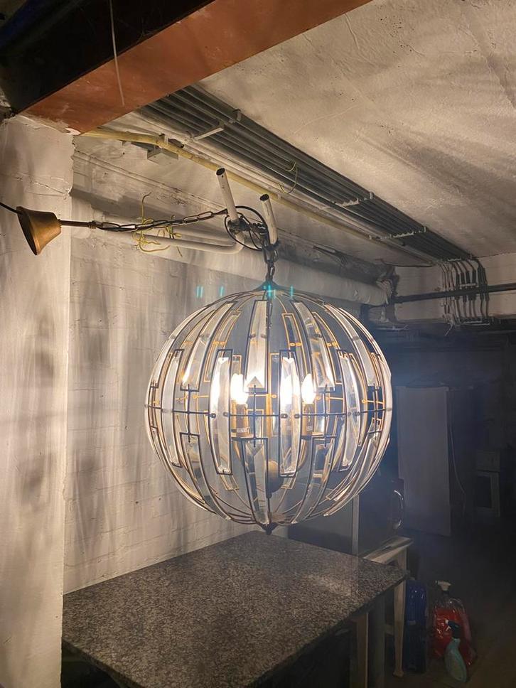 Lustre en sphère de cristaux biseautés, Maison & Meubles, Lampes | Lustres, Enlèvement