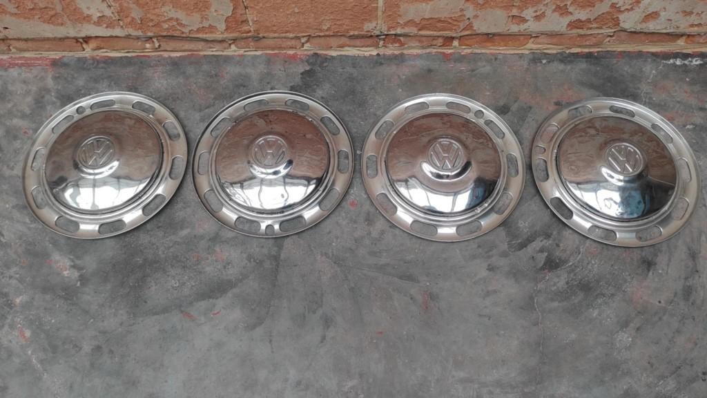Volkswagen VW Kever wieldeksels met sierringen, Ophalen, Gebruikt