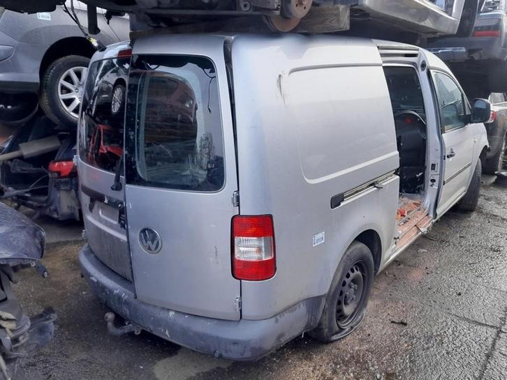 FEU ARRIÈRE DROIT Caddy III (2KA,2KH,2CA,2CH) (2K0945096P), Autos : Pièces & Accessoires, Éclairage, Volkswagen, Utilisé