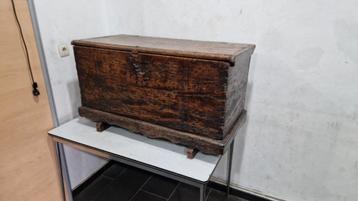 oude grote houten kist 18e eeuw afmetingen 110cmx65 beschikbaar voor biedingen