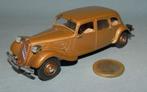 UH 1/43 : Citroën Traction 11 cv Familiale 1938 (Brons mét), Hobby en Vrije tijd, Modelauto's | 1:43, Verzenden, Nieuw, Auto, Universal Hobbies