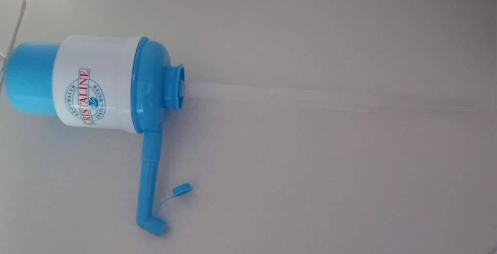 Pomp 5 liter waterfles cristaline, Enlèvement