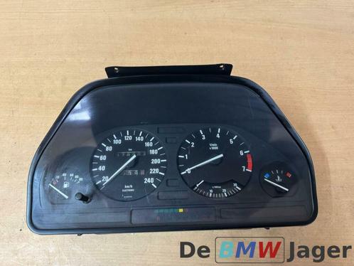 Instrumentenpaneel BMW 5-serie E34 9220300798E, Auto-onderdelen, Dashboard en Schakelaars, BMW, Gebruikt, Ophalen of Verzenden