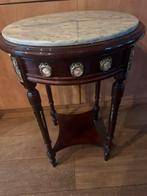 Belle table d'appoint avec plateau en marbre, Enlèvement ou Envoi
