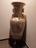 Grote Chinese siervaas met voet, Antiek en Kunst, Ophalen