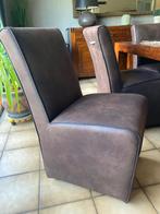 Vier bruine eetkamerstoelen met wieltjes, Huis en Inrichting, Ophalen, Bruin, Klassiek, Stof