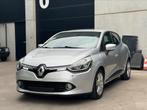 Renault clio 4 1.2 benzine 2014 192.000km cruise control, Auto's, Renault, Voorwielaandrijving, Euro 5, Stof, Zwart