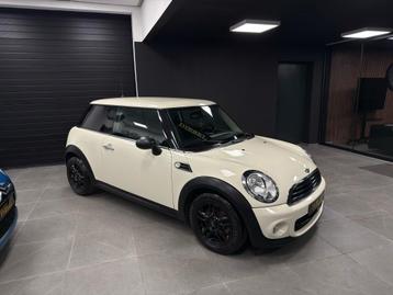 MINI ONE 2011 DIESEL 141.000KM NIEUWE STAAT, Autos, 90 kW, Euro 5, Entreprise, 99 g/km