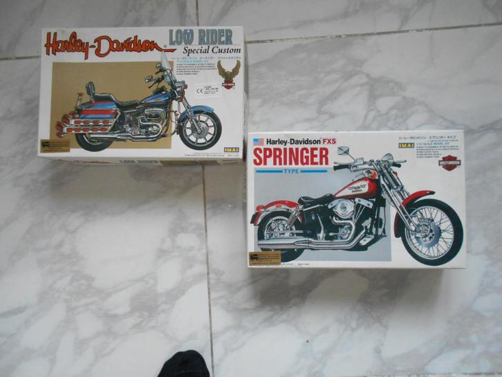 Te koop 2 modelbouw motors HARLEY DAVIDSON jaren 90 nieuw, Hobby & Loisirs créatifs, Modélisme | Voitures & Véhicules, Neuf, Autres types