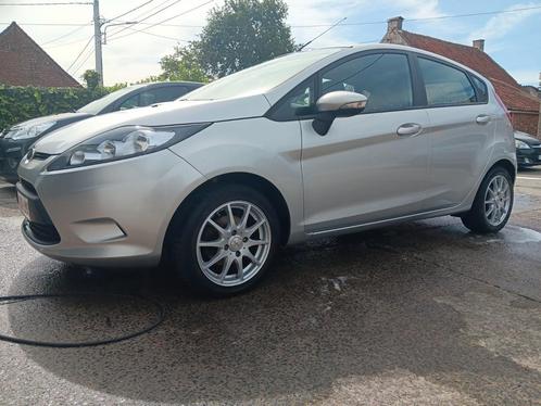 Ford fiesta en parfait état général 145000 km, Auto's, Ford, Bedrijf, Fiësta, ABS, Airbags, Airconditioning, Bluetooth, Boordcomputer