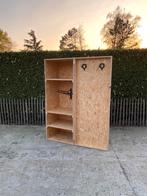 Zadelkasten op maat en binnen de 2 weken geleverd, Schrijnwerk of Zaagwerk