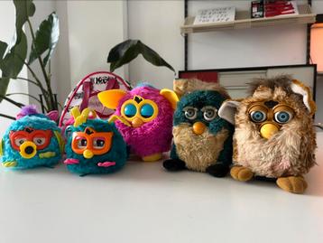 Furby Verzameling – Vintage & Boom Modellen (6 stuks beschikbaar voor biedingen