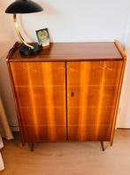 Schitterende vintage kast / highboard / dressoir, Huis en Inrichting, Ophalen, Met deur(en), 100 tot 150 cm, 150 tot 200 cm