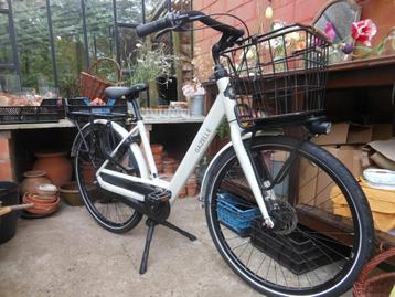 Gazelle Bloom dames oma fiets beschikbaar voor biedingen