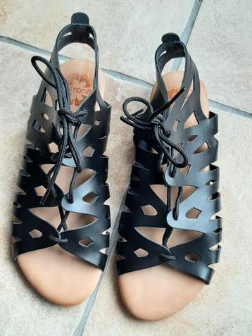 Leren sandalen zwart. Merk Porronet. NIEUW beschikbaar voor biedingen
