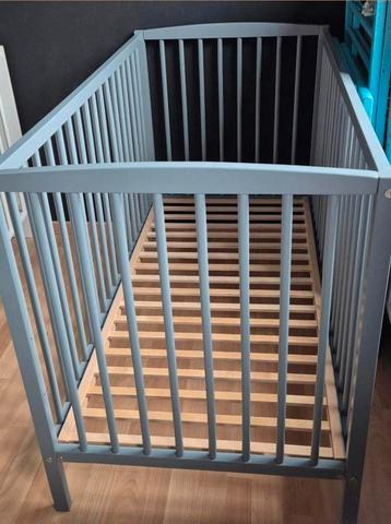 Baby/kinderbed beschikbaar voor biedingen