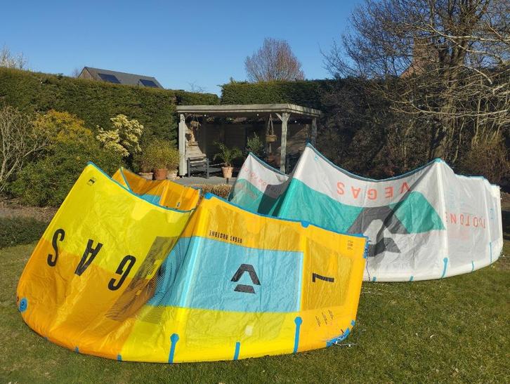 KITES ONLY duotone vegas 7m + 9m, Watersport en Boten, Kitesurfen, Gebruikt, Ophalen