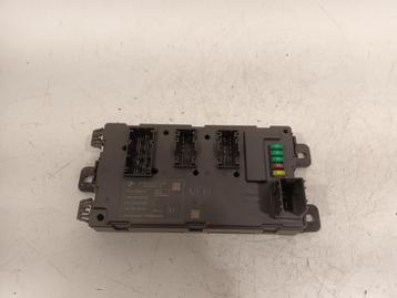 ZEKERINGKAST BMW 1 serie (F20) (6114926111102) beschikbaar voor biedingen
