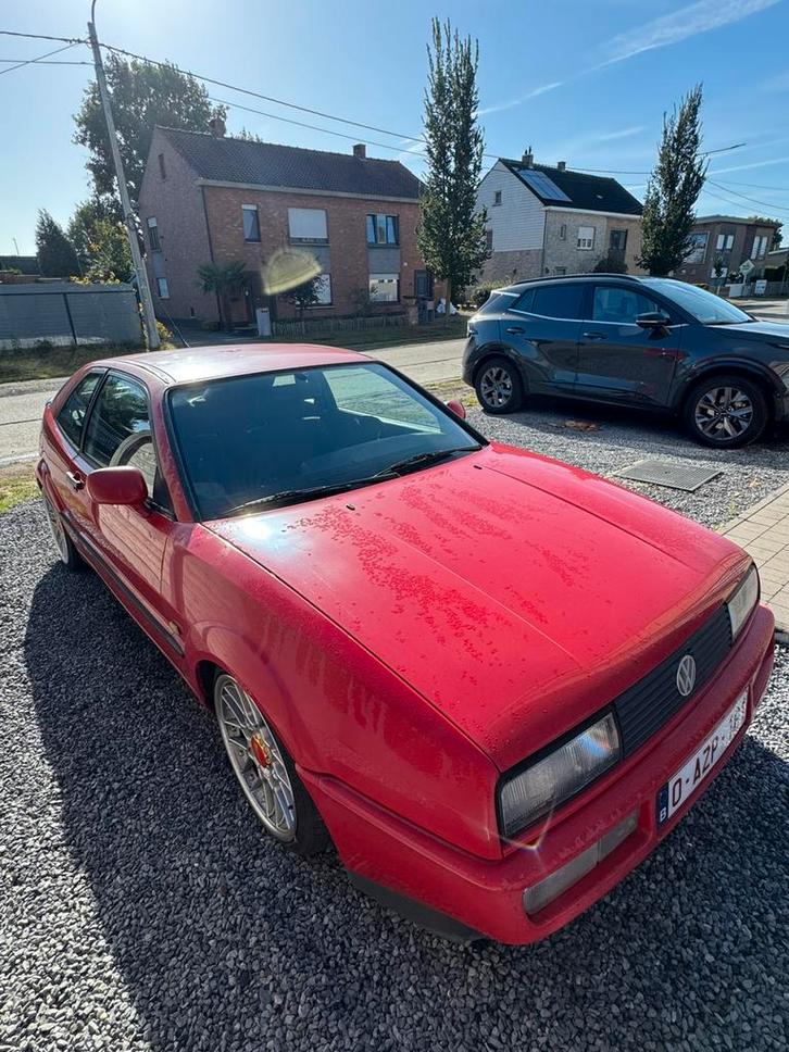 Vw Corrado 1800 16v, Auto's, Volkswagen, Particulier, Corrado, Benzine, Coupé, 2 deurs, Handgeschakeld, Rood, Zwart, Stof, Voorwielaandrijving