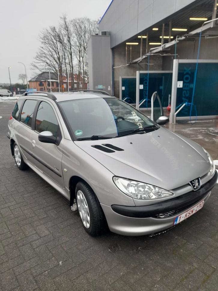 Peugeot 206 Brake Xline (Airco, trekhaak), Autos, Peugeot, Entreprise, Air conditionné, Verrouillage central, Barres de toit, Rétroviseurs électriques