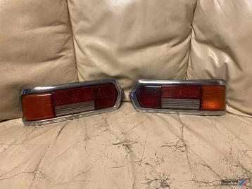 Mercedes W108 achterlichten compleet oldtimer beschikbaar voor biedingen