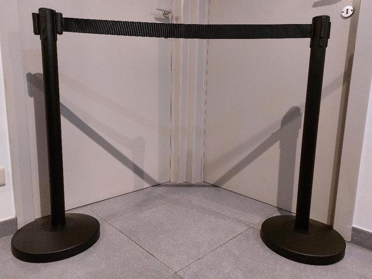 Afzetpalen met lint      µ0a, Zakelijke goederen, Kantoor en Winkelinrichting | Beveiliging