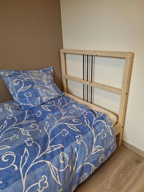Ikea, bedframe Dalselv, grenen, 90 x 200cm, Huis en Inrichting, Slaapkamer | Bedden, Gebruikt, Eenpersoons, 90 cm, 200 cm, Hout