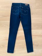 Blauwe jeans Levi’s maat 25, lengte 32, Kleding | Dames, Gedragen, Levi's, Blauw, Ophalen of Verzenden