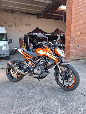 Meerdere KTM's 125CC Autorijbewijs te koop  beschikbaar voor biedingen