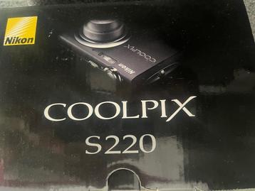 Nikon Coolpix S220 beschikbaar voor biedingen