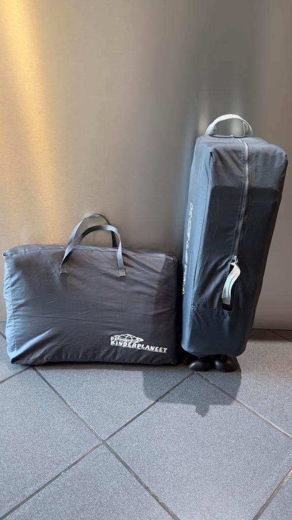 Koelstra reisbedje grijs, Kinderen en Baby's, Kinderkamer | Bedden, Zo goed als nieuw, Minder dan 140 cm, Minder dan 70 cm, Lattenbodem