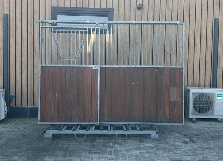 Voorwand | 3000 x 2160 mm | Hardhout, Dieren en Toebehoren, Stalling en Weidegang, Opfok, Stalling, Weidegang, Accessoires